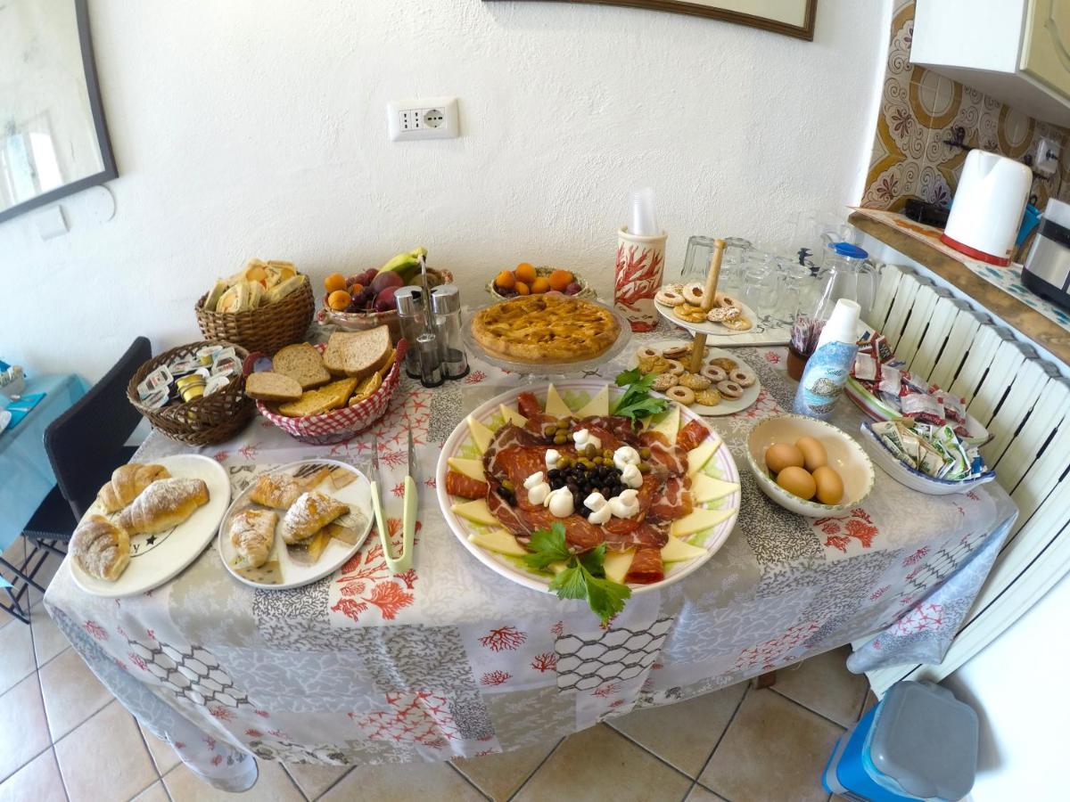 Bb Il Generale Bed & Breakfast Scilla Eksteriør bilde