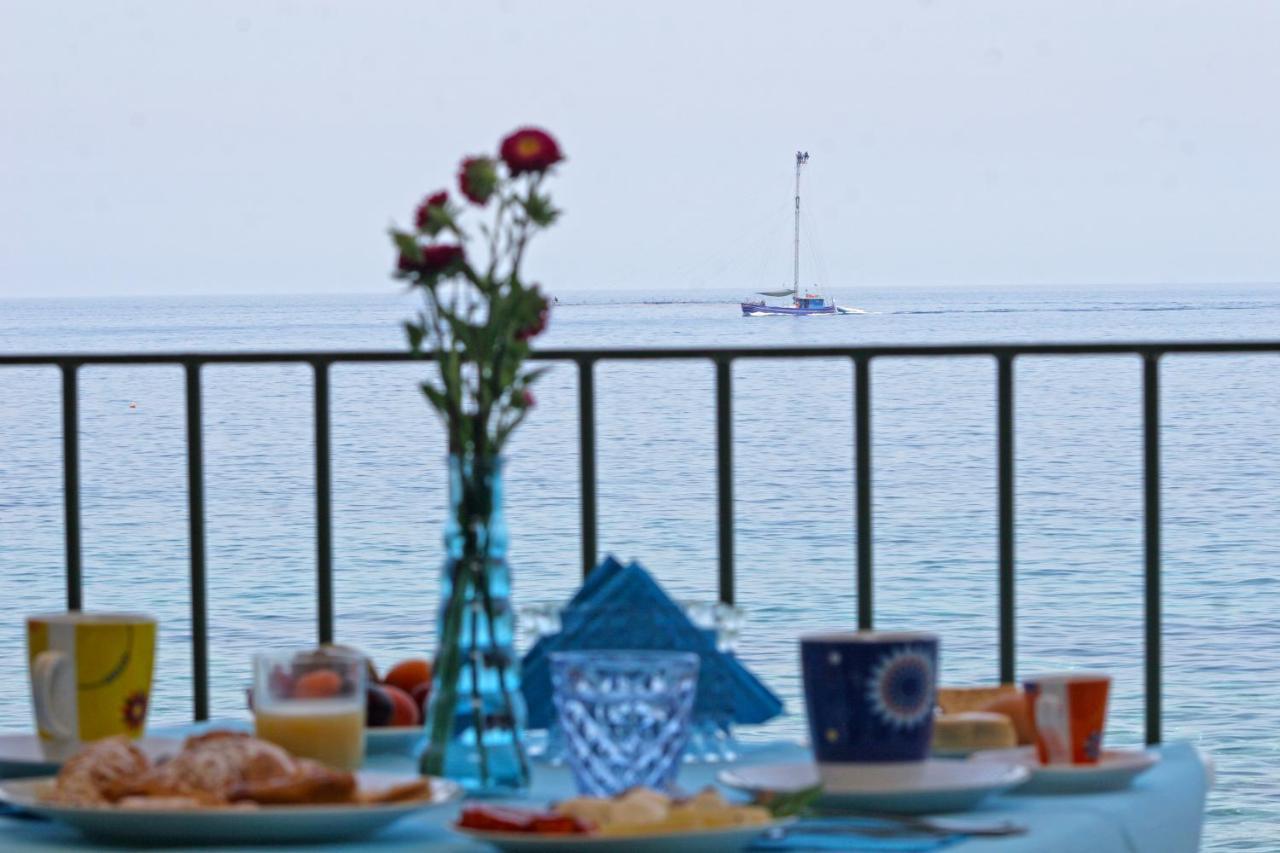 Bb Il Generale Bed & Breakfast Scilla Eksteriør bilde
