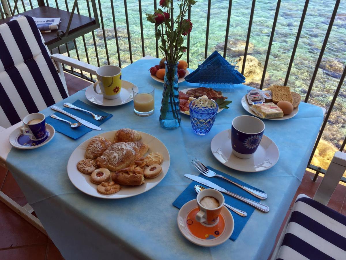 Bb Il Generale Bed & Breakfast Scilla Eksteriør bilde