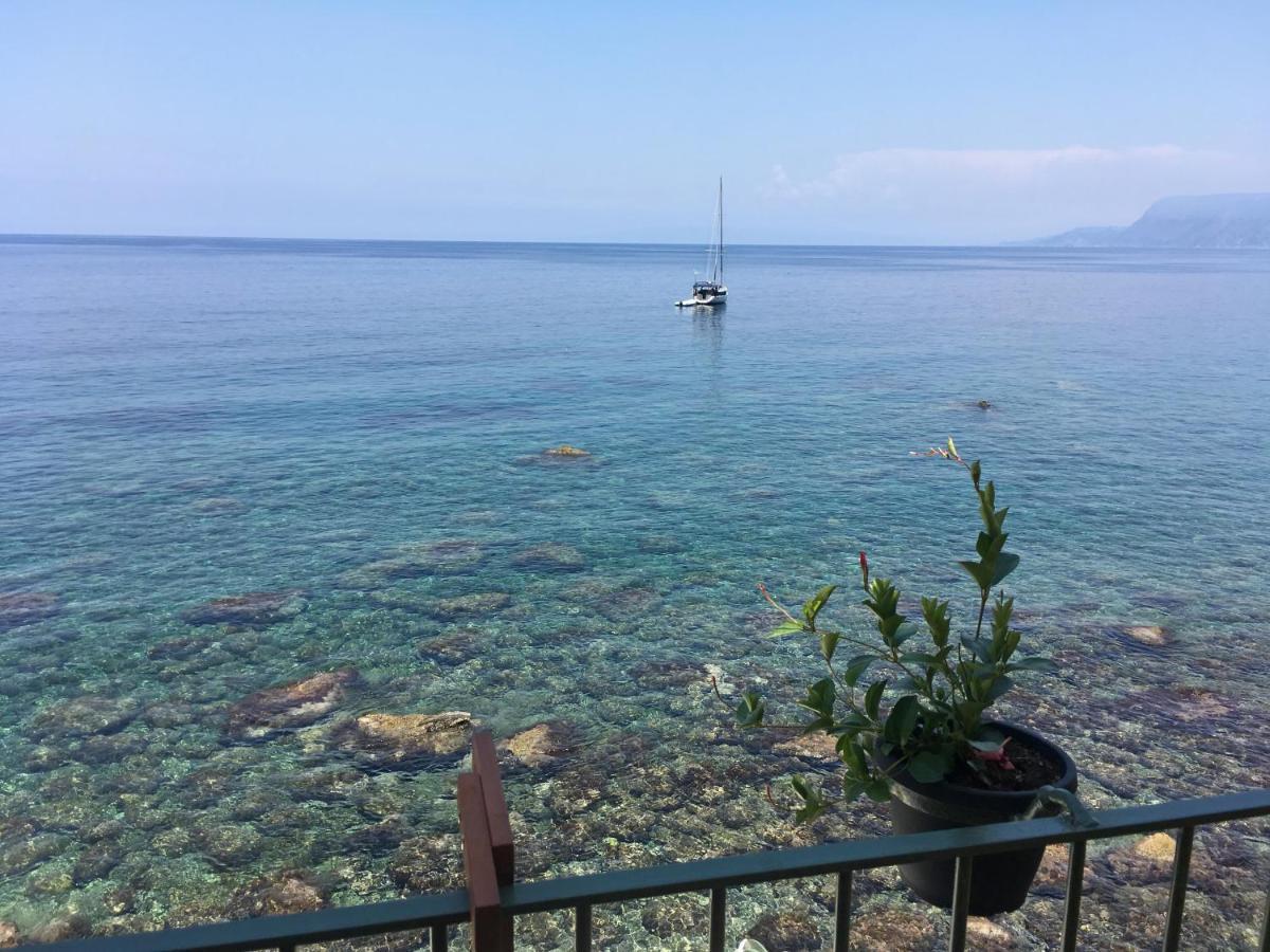 Bb Il Generale Bed & Breakfast Scilla Eksteriør bilde